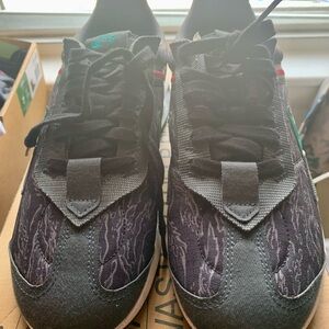 Nike Black and Gray Athletic Shoes